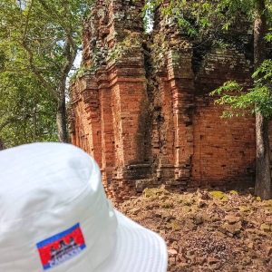 Ancient Brick Temple Walls Koh Ker - Weathered Khmer Architecture Koh Ker and Beng Mealea Guided Tour