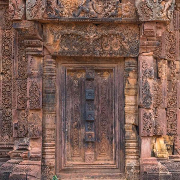 Banteay Srei temple tour Semi-Private Guided Tour with sensational off-the-beaten-track temples