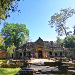 Banteay Srei temple tour Semi-Private entering Preah Khan