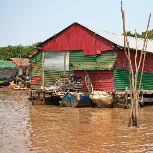 Morning Siem Reap floating village tour [Siem Reap floating village Kampong Phluk guided tour] typical village view