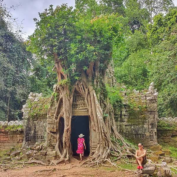 1-day Angkor Wat GRAND LOOP Private tour Highlights at Ta Som backyard