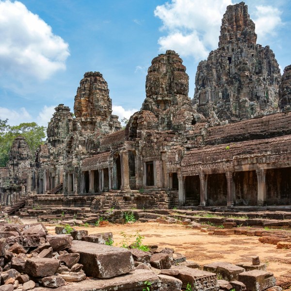 Private Angkor Thom half day tour - Journey to the Heart of Angkor Thom A Stunning Tour of the Ancient City