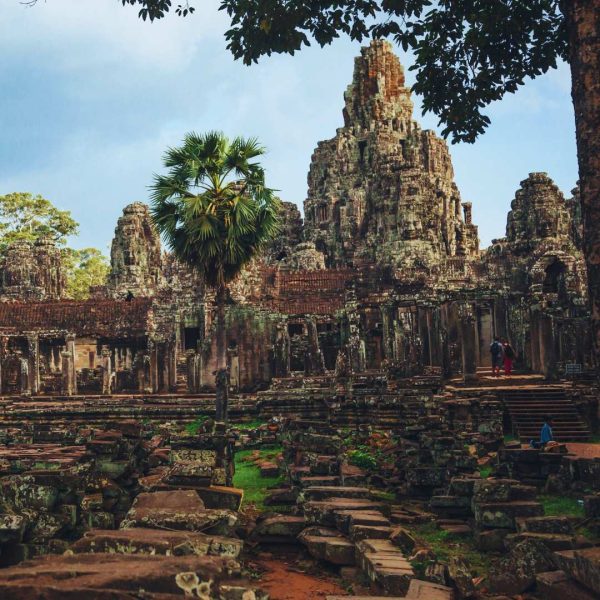 Angkor Wat and Angkor Thom tour - A complete Private full day tour including a soft lunch, 1 Extra Temple of your choice + 1 Bonus Coupon Code for your next day Private Siem Reap City Tour