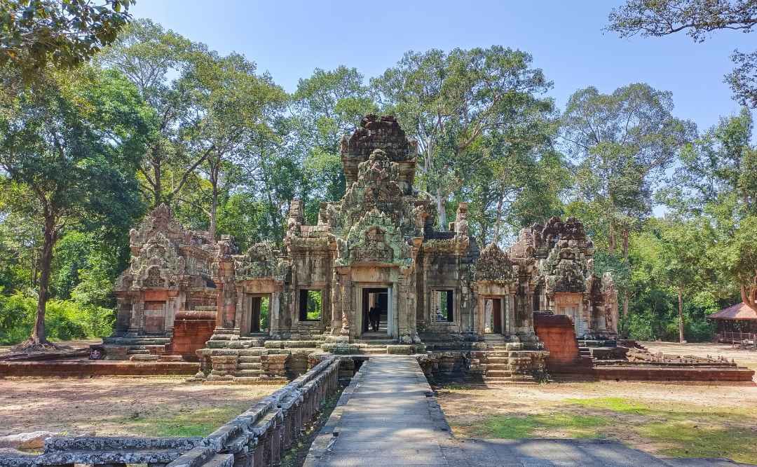 Chau Say Tevoda Temple - Unique Intricate Carvings and Architectural Style