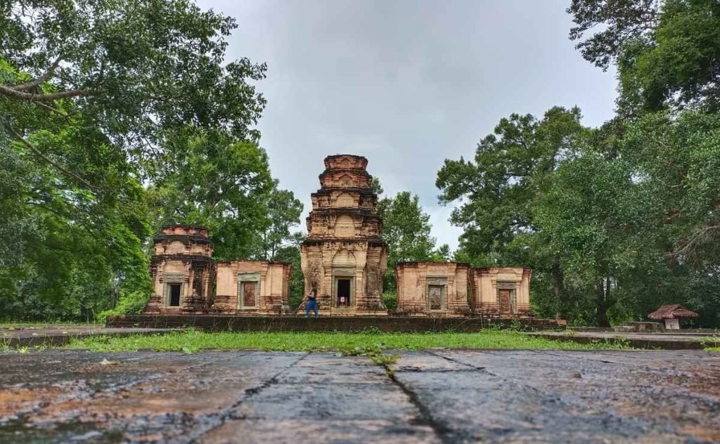 Unraveling the Secrets of Prasat Kravan Temple