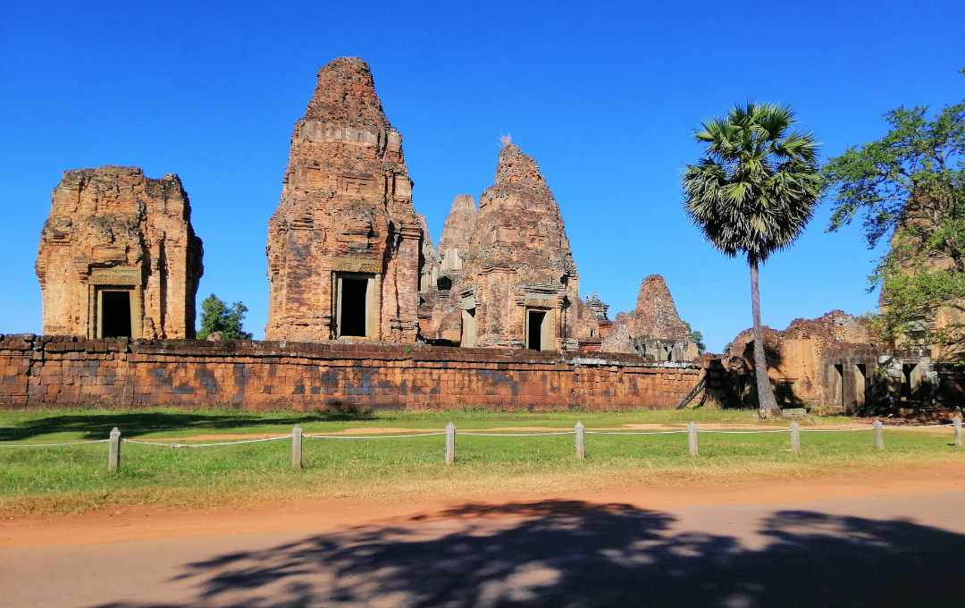 Beat the Heat - The Best Times to Visit the Eastern Mebon Temple - Eastern Mebon Temple Opening Time
