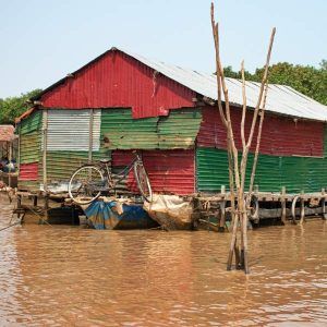 Cruise Traditional Floating Villages Rarely Seen by Outsiders