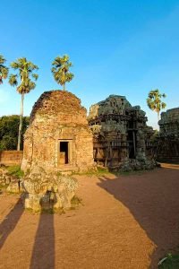 Siem Reap 5-day Guided Tour discovery at the Temples at Sunset time