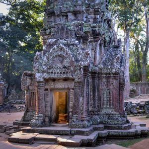 Your Half-Day Angkor Wat Sunrise Equinox Tour