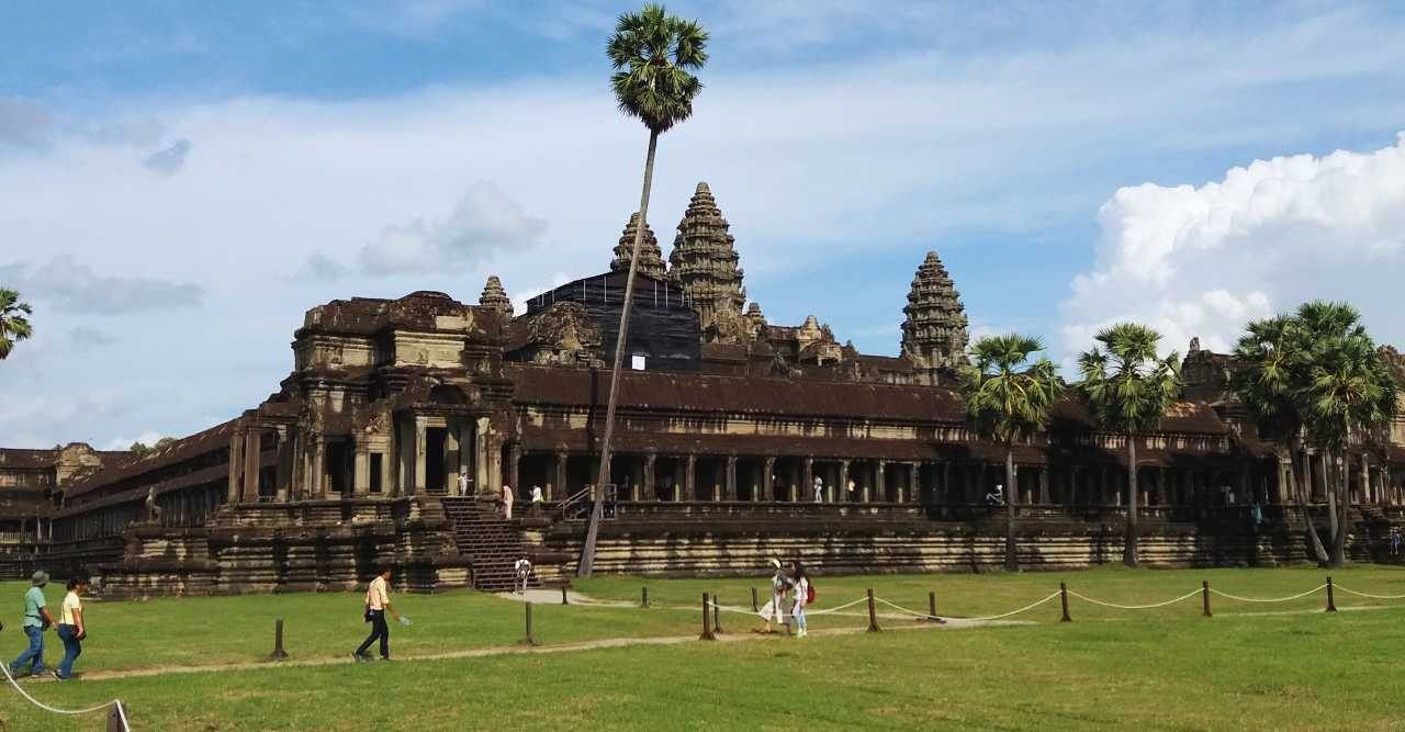 Unclosing the Magic of Angkor Wat – The Ultimate Guide to Planning the Perfect Sunrise Temple Adventure