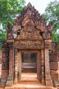 A Private Guided Full-Day Temple Tour with Banteay Srei, Ta Prohm