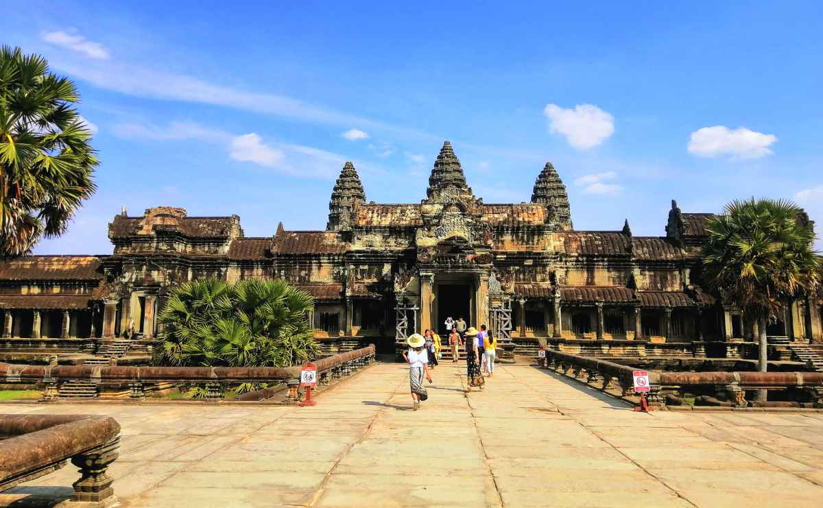 Here Are 9 Must-Know Tips on Angkor Wat's Opening Hours