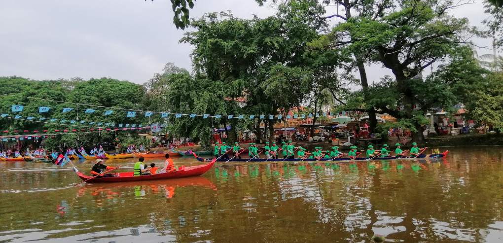 When and Where is Bon Om Touk Celebrated in Cambodia