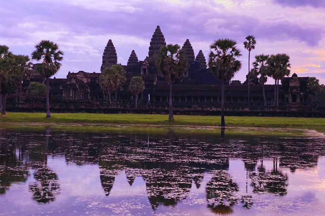 Personalized Travel Plans for an Exclusive Angkor Wat Dawn Experience
