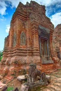 7 days in Siem Reap and Battambang Tour - at Prasat Lolei Temple
