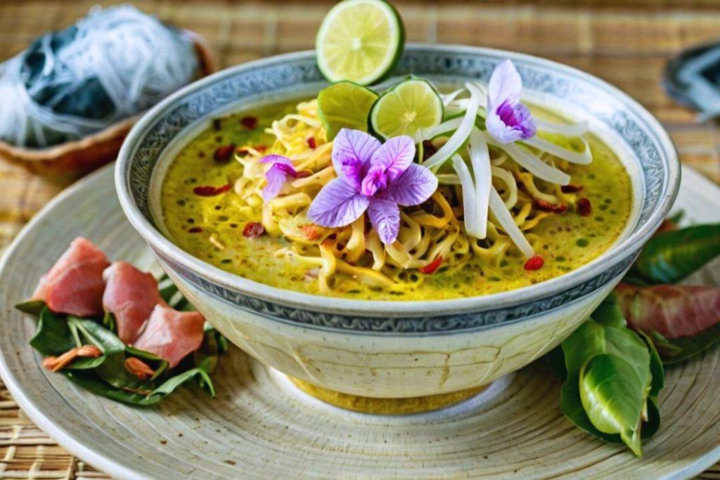 How Nom Banh Chok Will Change Your Lunch Game