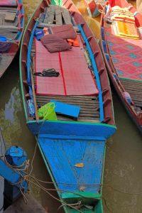 Floating through the mangrove forest - must-see highlight of Tonle Sap tour Siem Reap