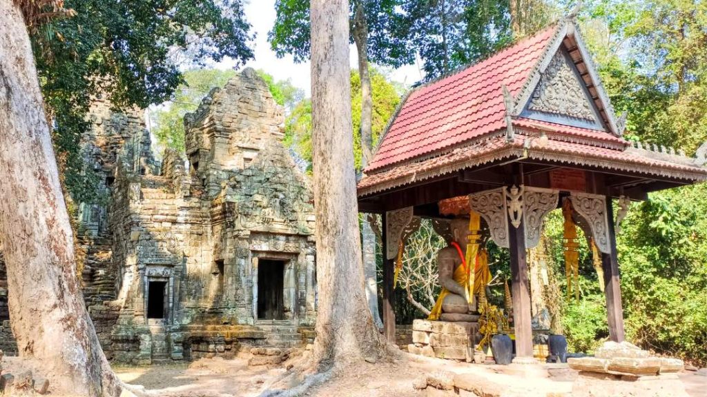 While Everyone Else Stumbles Around at Dawn, You'll Be Getting Blessed by Monks and Capturing Golden Hour Magic—Here's Why the Angkor Wat Premium Late Morning Experience Is Pure Genius