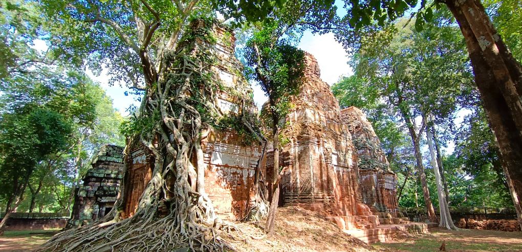 Angkor Wat Ticket Requirements 2025 - The Guide to Passport Rules and Digital Booking