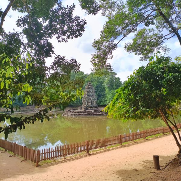 Angkor Tour with Late Start - Angkor Private Guided Tour after Breakfast and Choose Your Start Time - Image 4