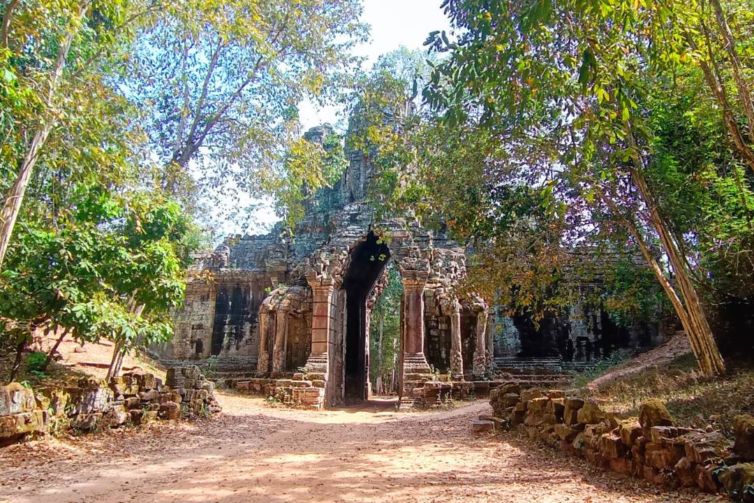 Angkor Wat ticket price 1 day 3 day 7 day 2026 Best 3 Pass Costs and Smart Tour Picks
